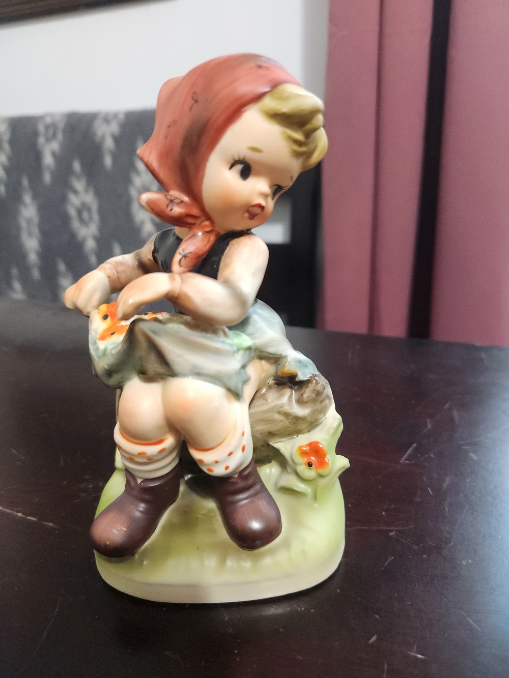 Vintage Napco Ceramic Figurine